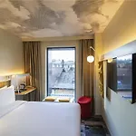Ibis Center Hotel Lviv