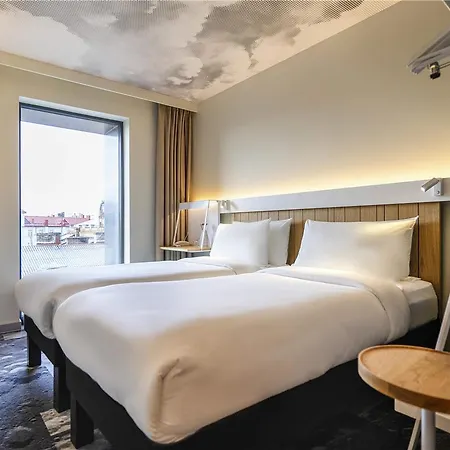 Ibis Center * Lviv