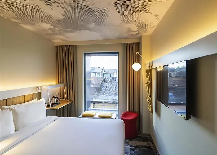 Ibis Center Hotel Lviv